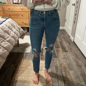 Levi’s Skinny 501 medium wash jeans